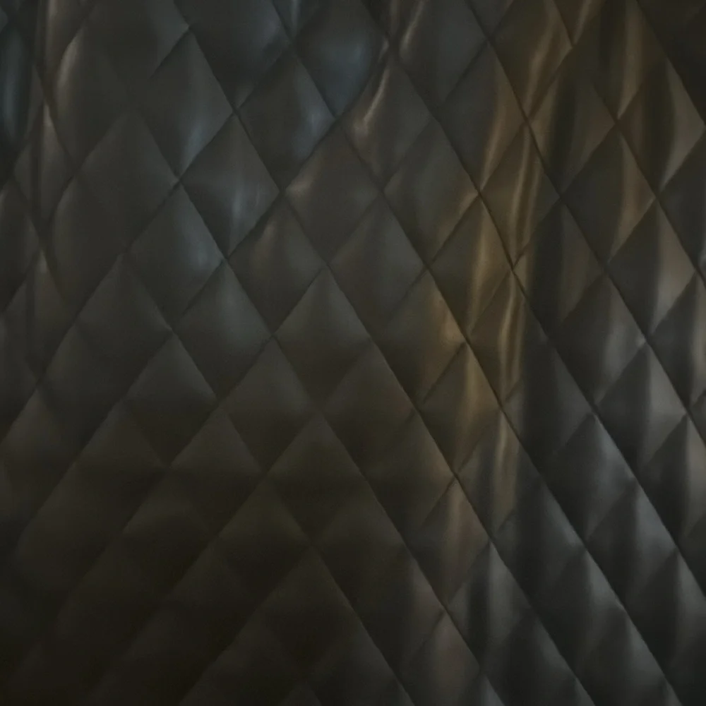 Blank NYC quilted faux leather skirt - black - size 27 - Picture 4 of 5